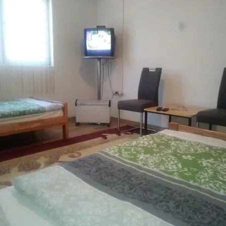Emrah Apartman *